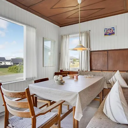 Feriehus Three-bedroom With A Fireplace In Romo