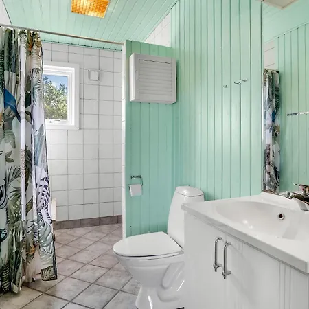 Three-bedroom With A Fireplace In Дом отдыха *
