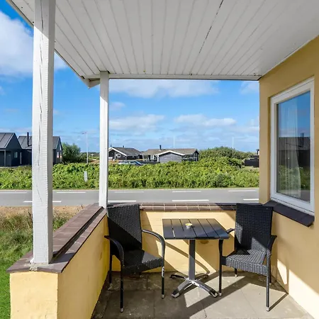 Three-bedroom With A Fireplace In Ferienhaus